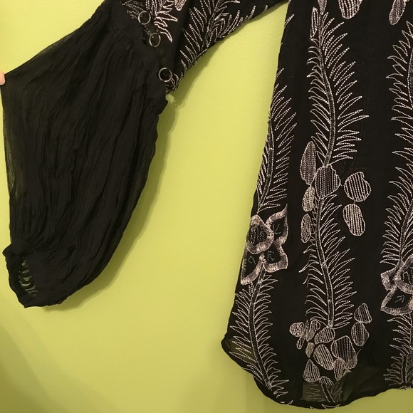 Free People silver vines top - Picture 2 of 6